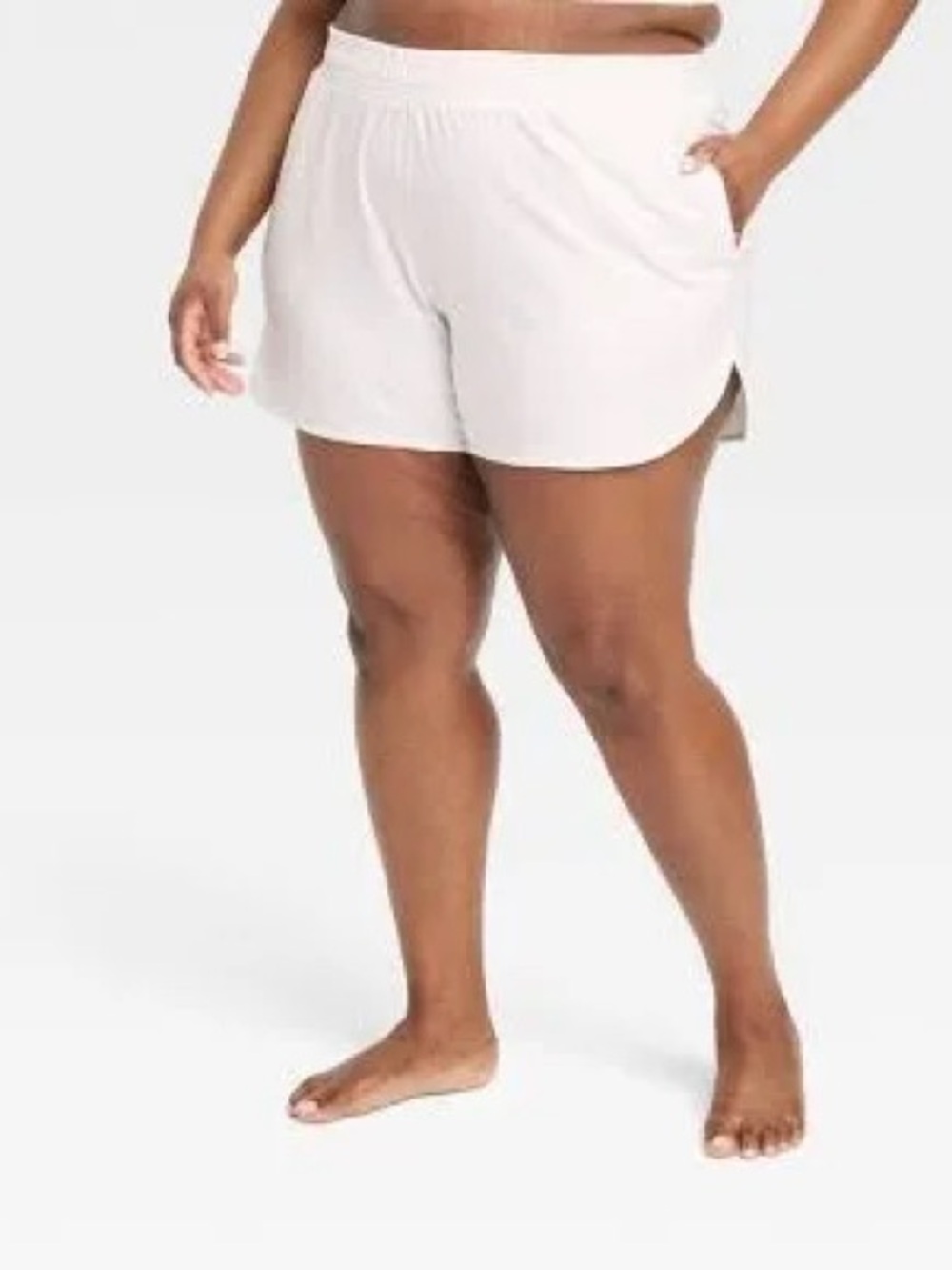 Women’s High Rise Soft Stretch Shorts all in motion Cream